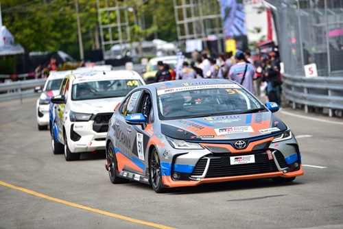 แข่งสุดมันส์ Night Show สุดอลังการ ในงาน Toyota Gazoo Racing Thailand 2024 สนามที่ 4 จ.เชียงใหม่