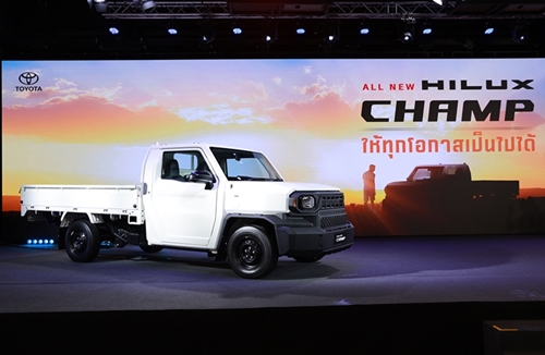 โตโยต้าแนะนำรถกระบะมหาชนรุ่นใหม่ล่าสุด “ALL NEW HILUX CHAMP” รถกระบะท้ายเรียบพร้อมดัดแปลง พัฒนาโดยคนไทย เพื่อคนไทย สร้างโอกาสตั้งตัว เติบโต ต่อยอดธุรกิจสู่ชีวิตคนไทย เพื่อทุกโอกาสของทุกคนเป็นไปได้