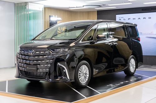 สัมผัสความหรูหราสะดวกสบายเหนือระดับ ของรถยนต์อเนกประสงค์ระดับ LUXURY ALL-NEW TOYOTA ALPHARD / VELLFIRE “PRIDE OF EXCELLENCE”